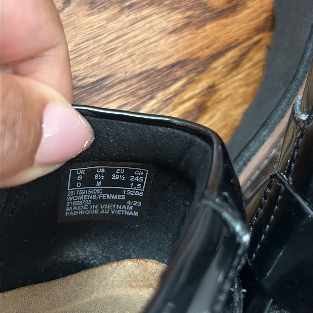 Clarks Sharon Gracie Loafers - Picture 3 of 7